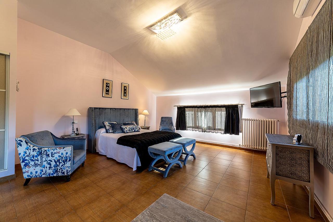 Hospederia Casa Martell Otel Daroca Dış mekan fotoğraf