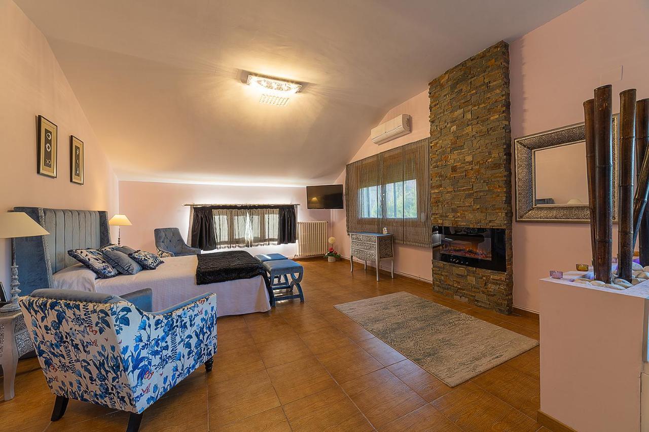 Hospederia Casa Martell Otel Daroca Dış mekan fotoğraf