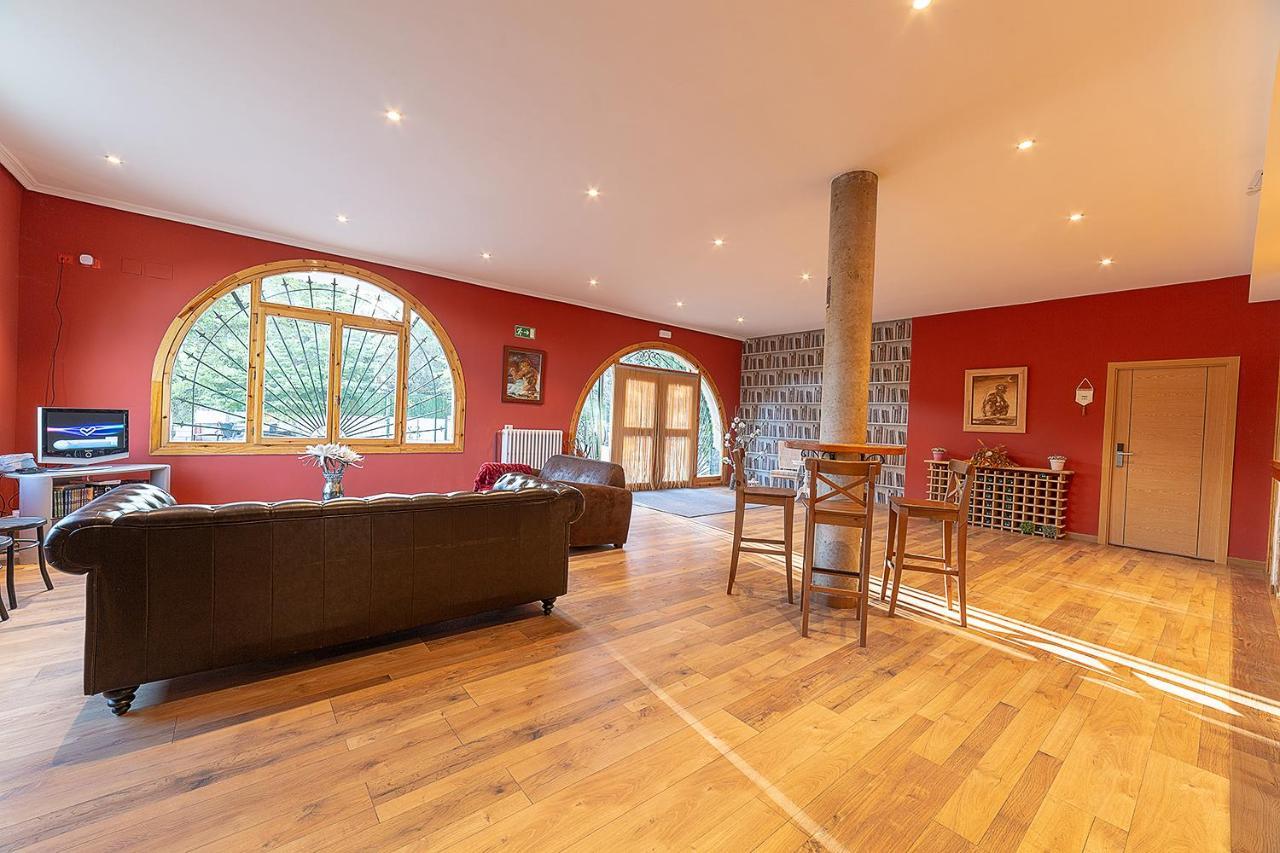 Hospederia Casa Martell Otel Daroca Dış mekan fotoğraf
